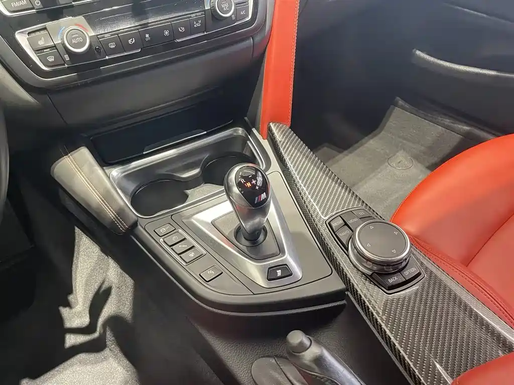 BMW M4 2014 M4 Coupe фото 13