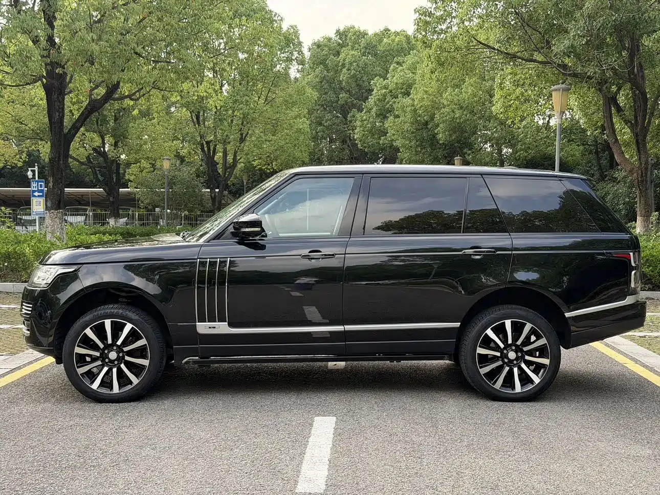 Фото 14 - Land Rover Range Rover