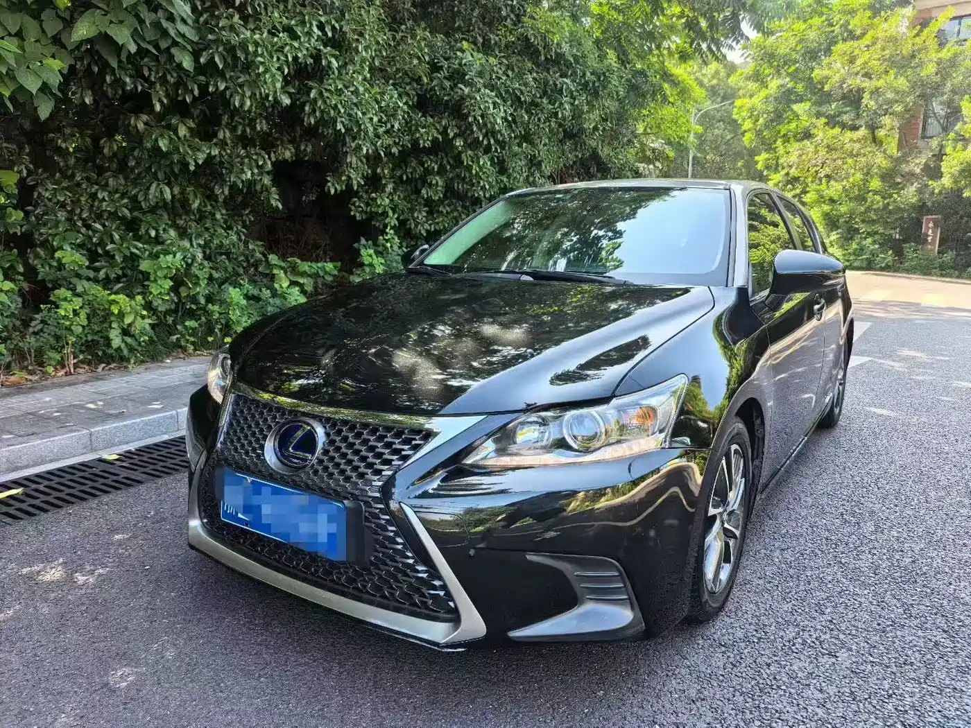Lexus CT 2018 2017 CT200h Elite Two-Tone China V