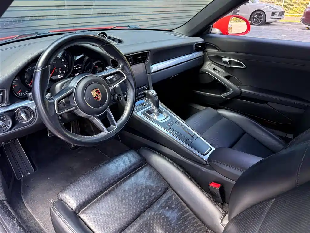 Фото 13 - Porsche 911