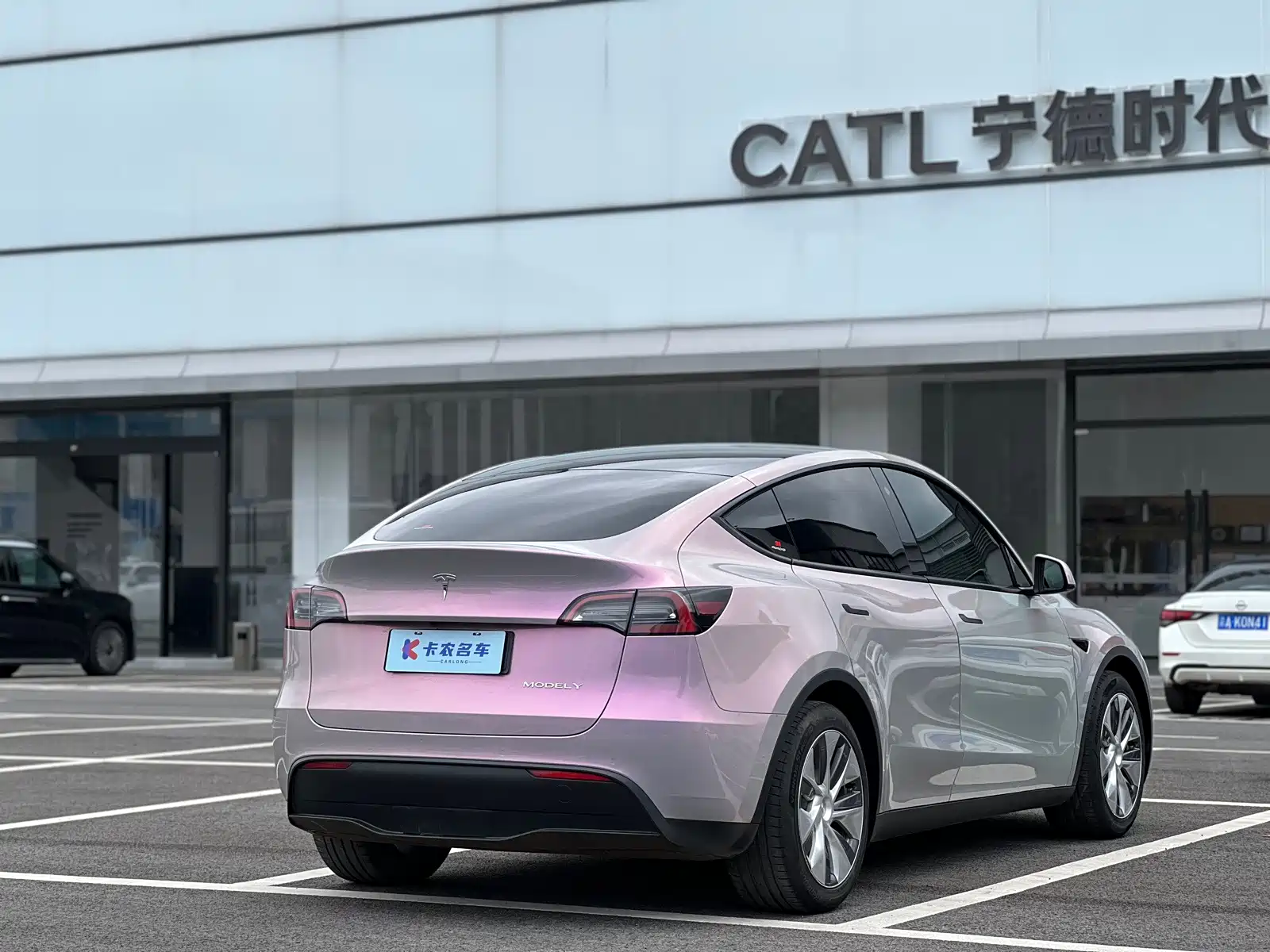 Фото 6 - Tesla Model Y