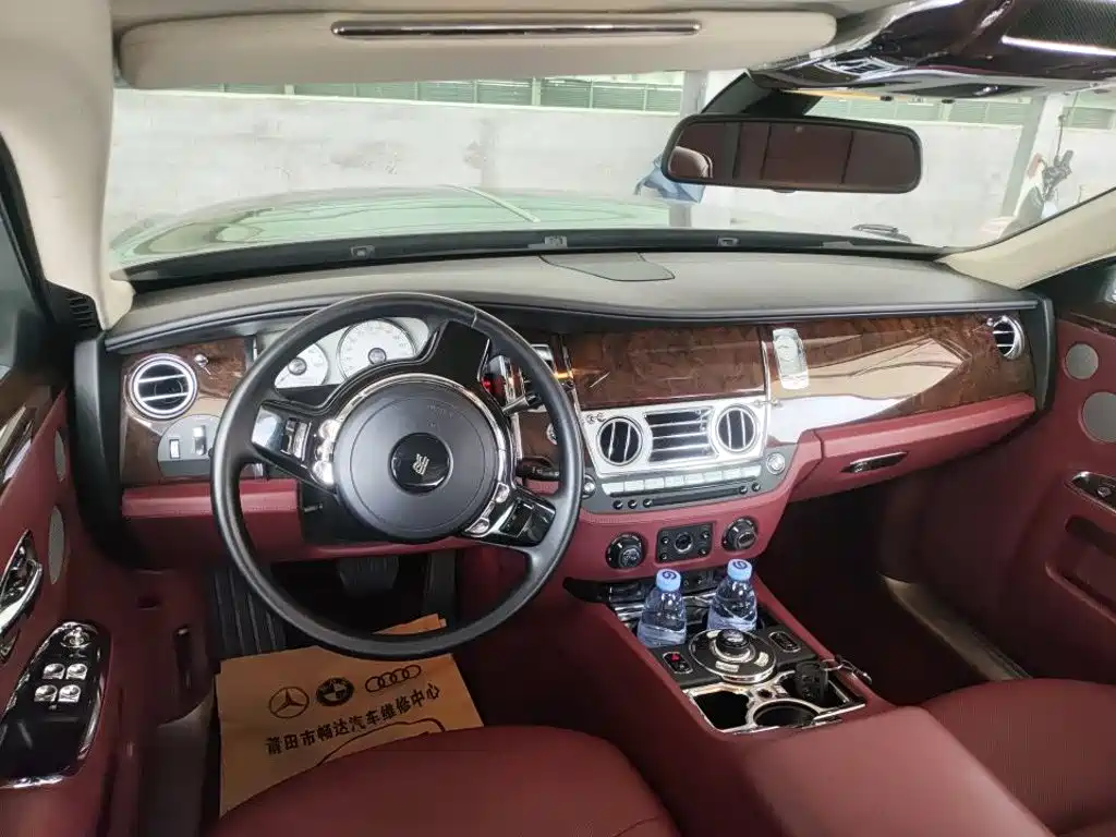 Фото 5 - Rolls-Royce Ghost