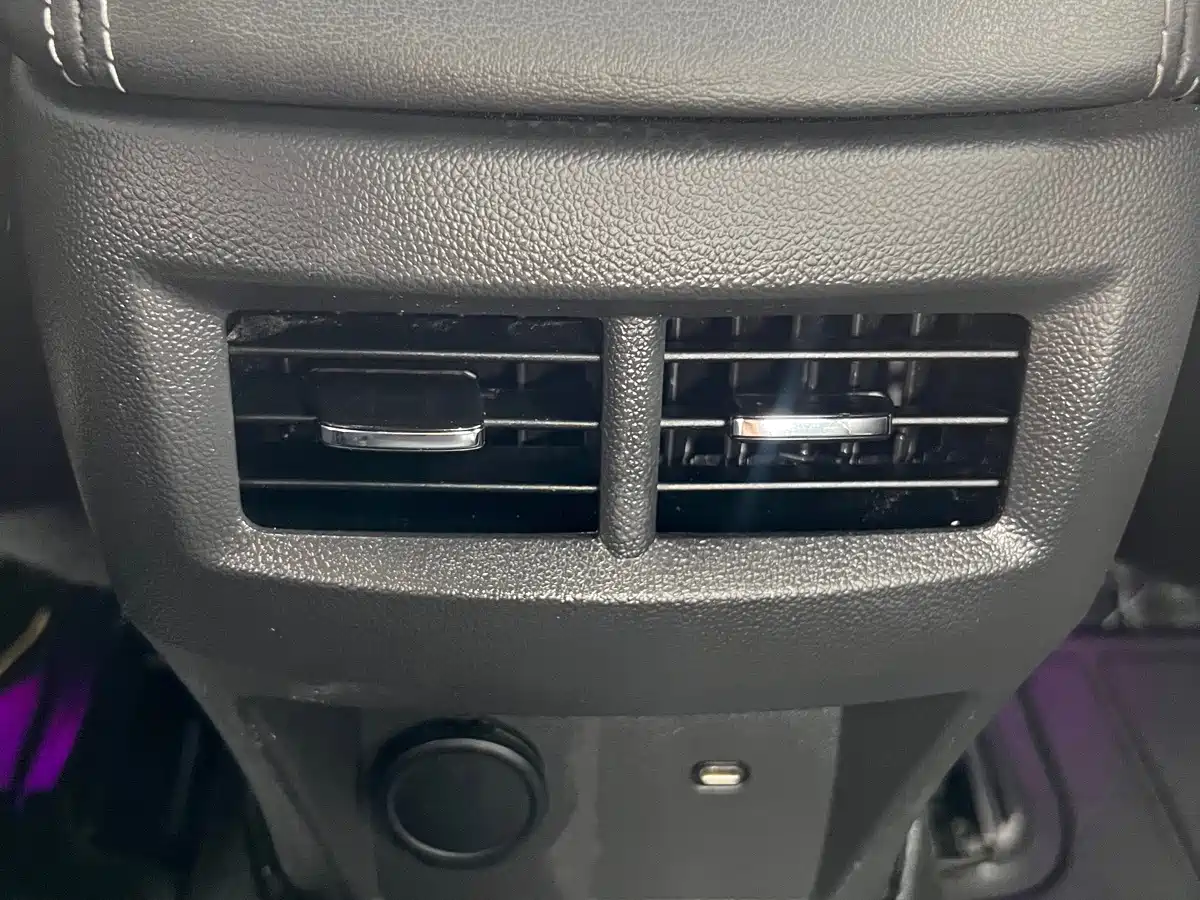 Фото 15 - Cadillac CT5