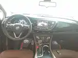 Photo 10 - Buick Envision Plus