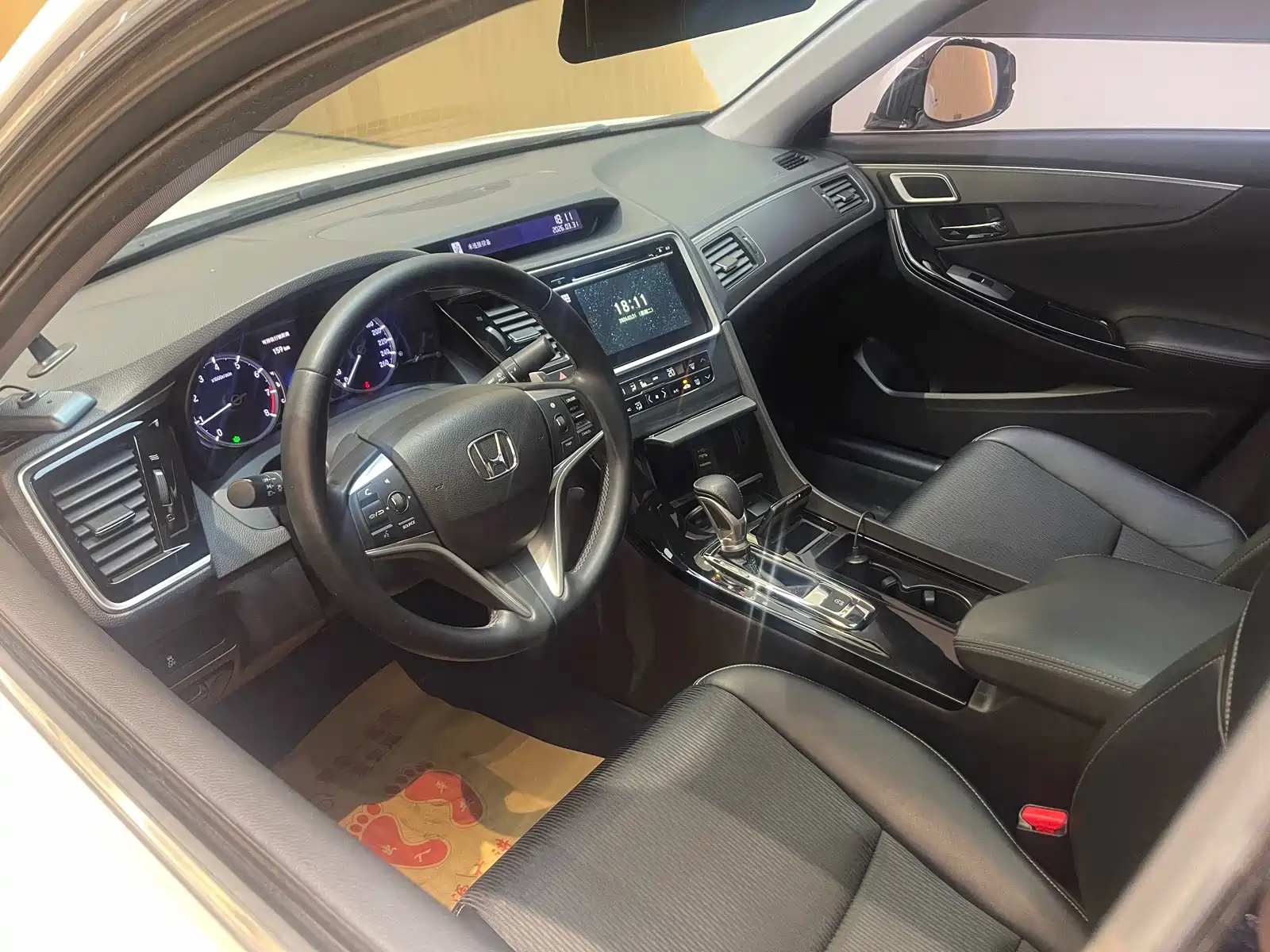 Фото 13 - Honda Spirior