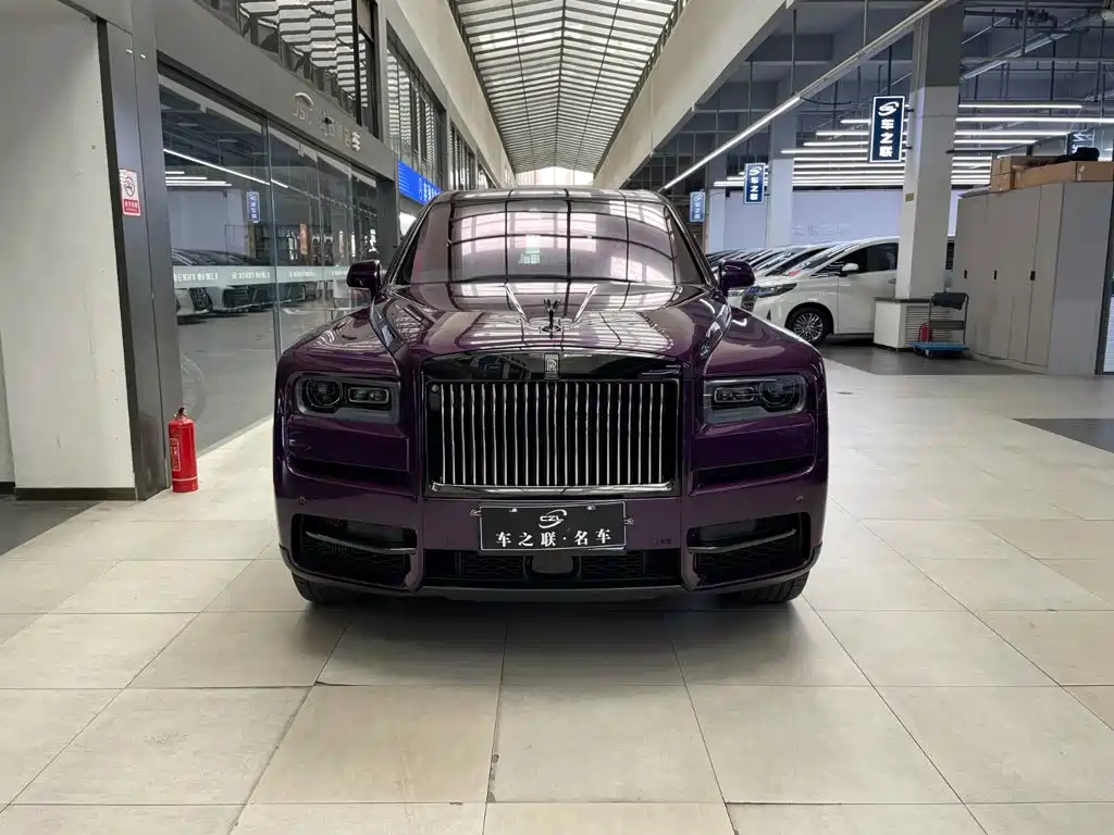 Rolls-Royce Cullinan 2023 2024 Black Badge