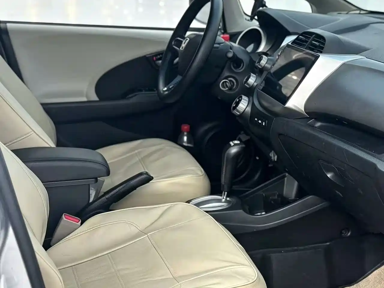 Honda Fit 2008 2008 Model 1.3L Automatic Comfort Edition