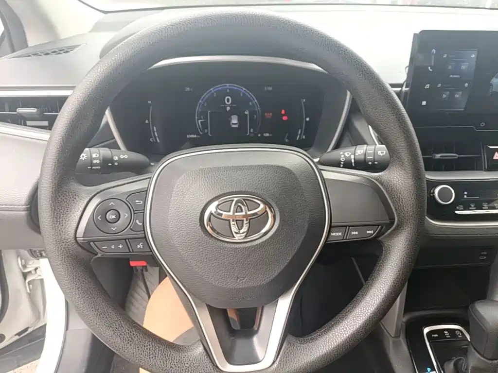 Toyota Frontlander 2025 2024 2.0L CVT Elite Plus Edition
