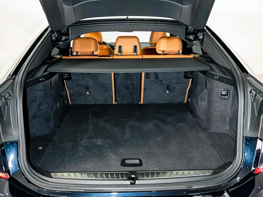 BMW 6 Series GT 2024 2024 630i M Sport Ultimate Package