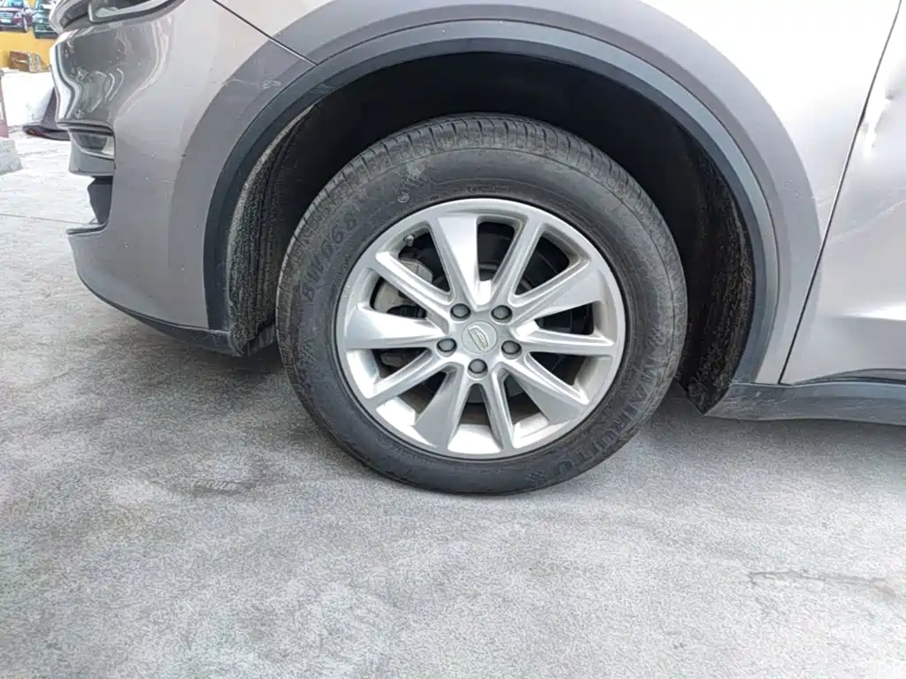 Geely Jiaji 2019 2019 1.5TD MHEV DCT Shine Edition
