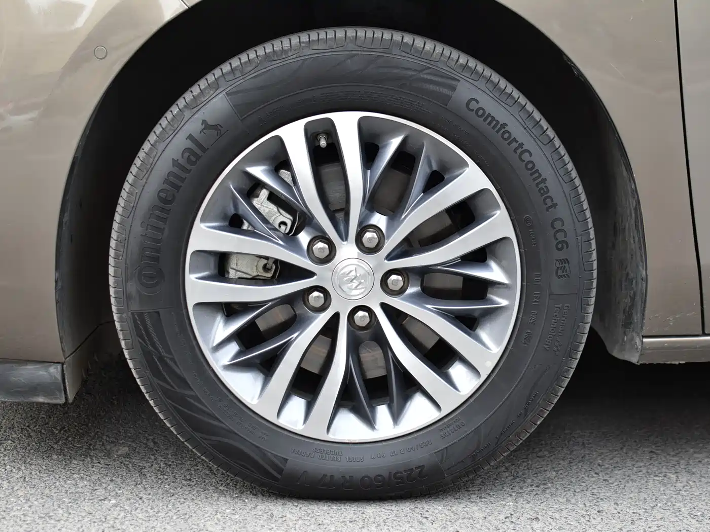 Buick GL8 2021 ES Landlord 653T Premium фото 13