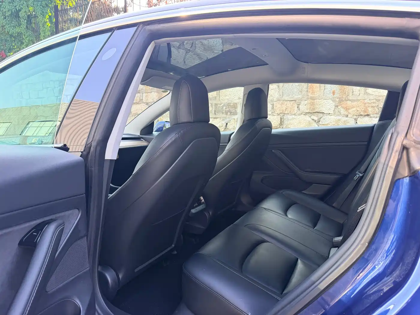 Фото 6 - Tesla Model 3