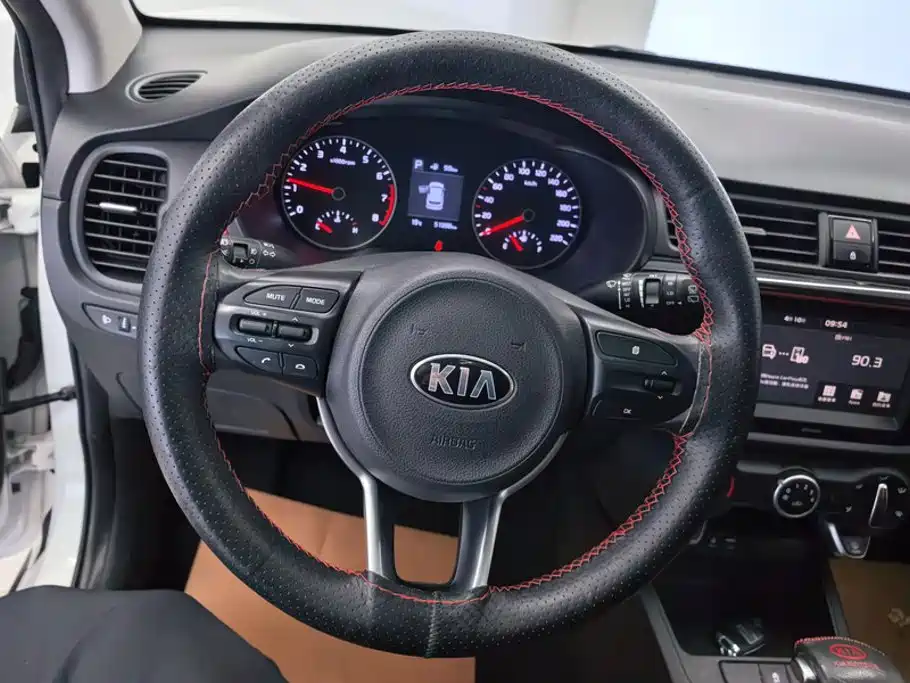 Kia KX CROSS 2020 2019 1.6L Automatic Smart Sunroof Edition China VI