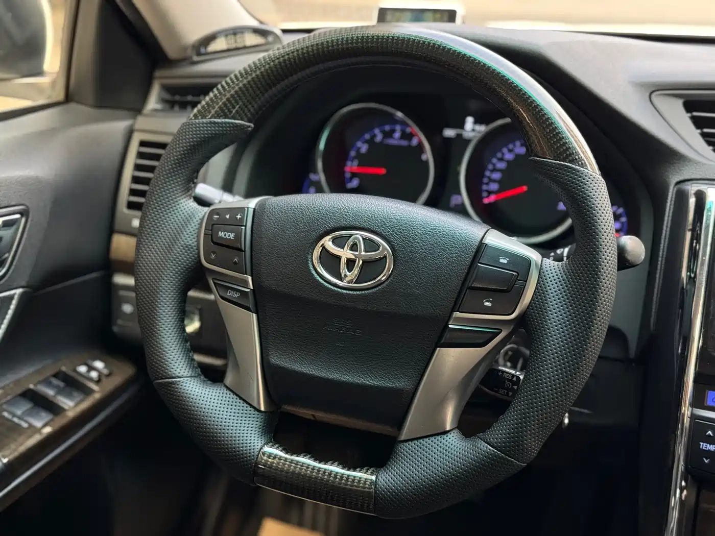 Toyota Reiz 2013 2.5V Premium Edition фото 7
