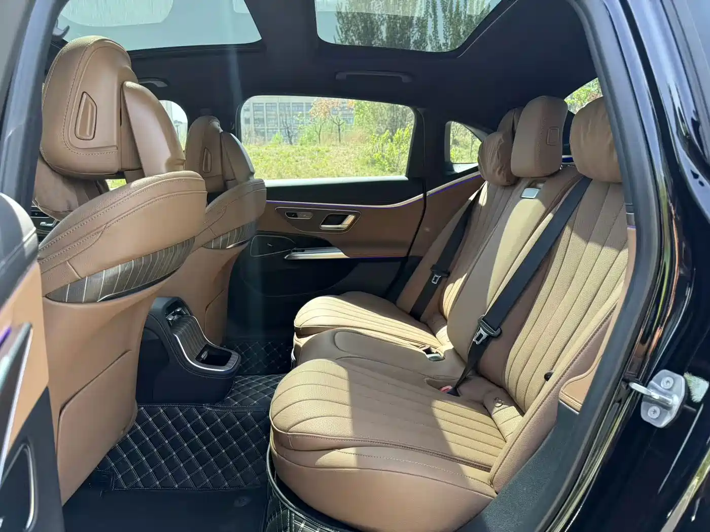 Mercedes-Benz E-Class New Energy 2025 2024 E 350 e L Plug-in Hybrid Sedan