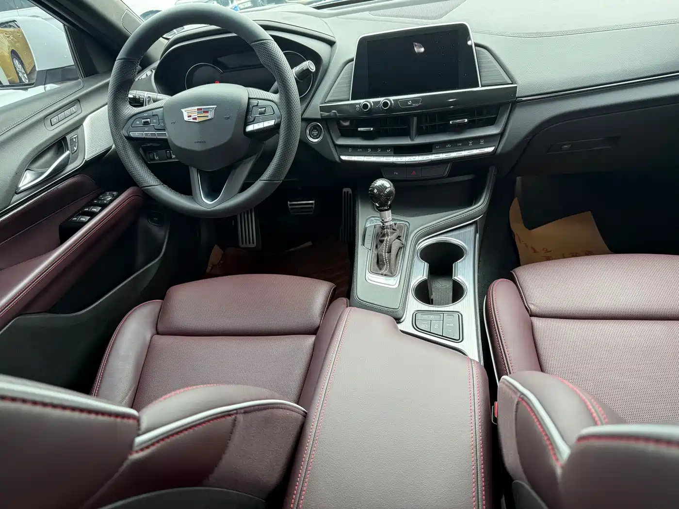 Cadillac CT4 2022 2022 28T Luxury Model