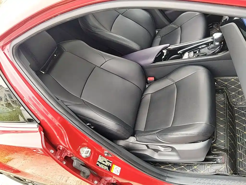 Toyota C-HR 2019 2020 Model 2.0L Leading