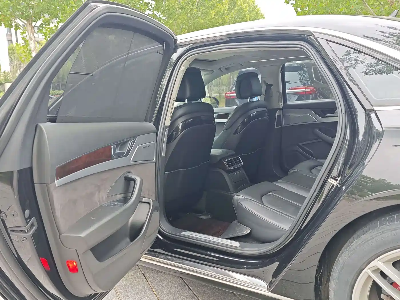 Audi A8 2016 A8L 45 TFSI quattro Comfort фото 6