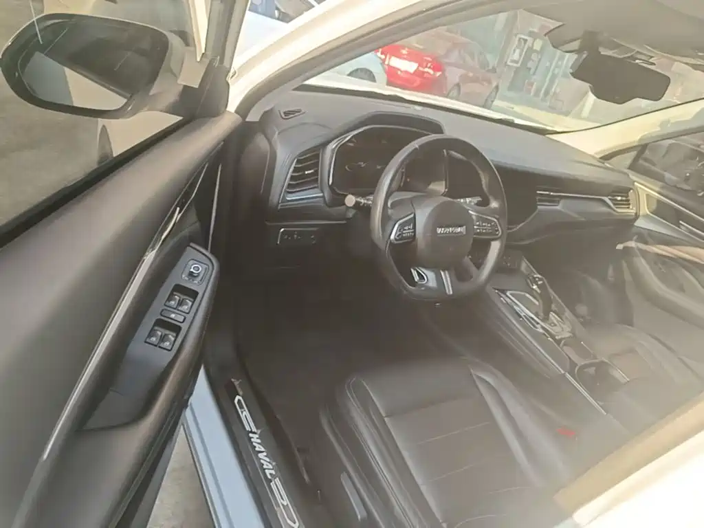 Фото 16 - Haval F7