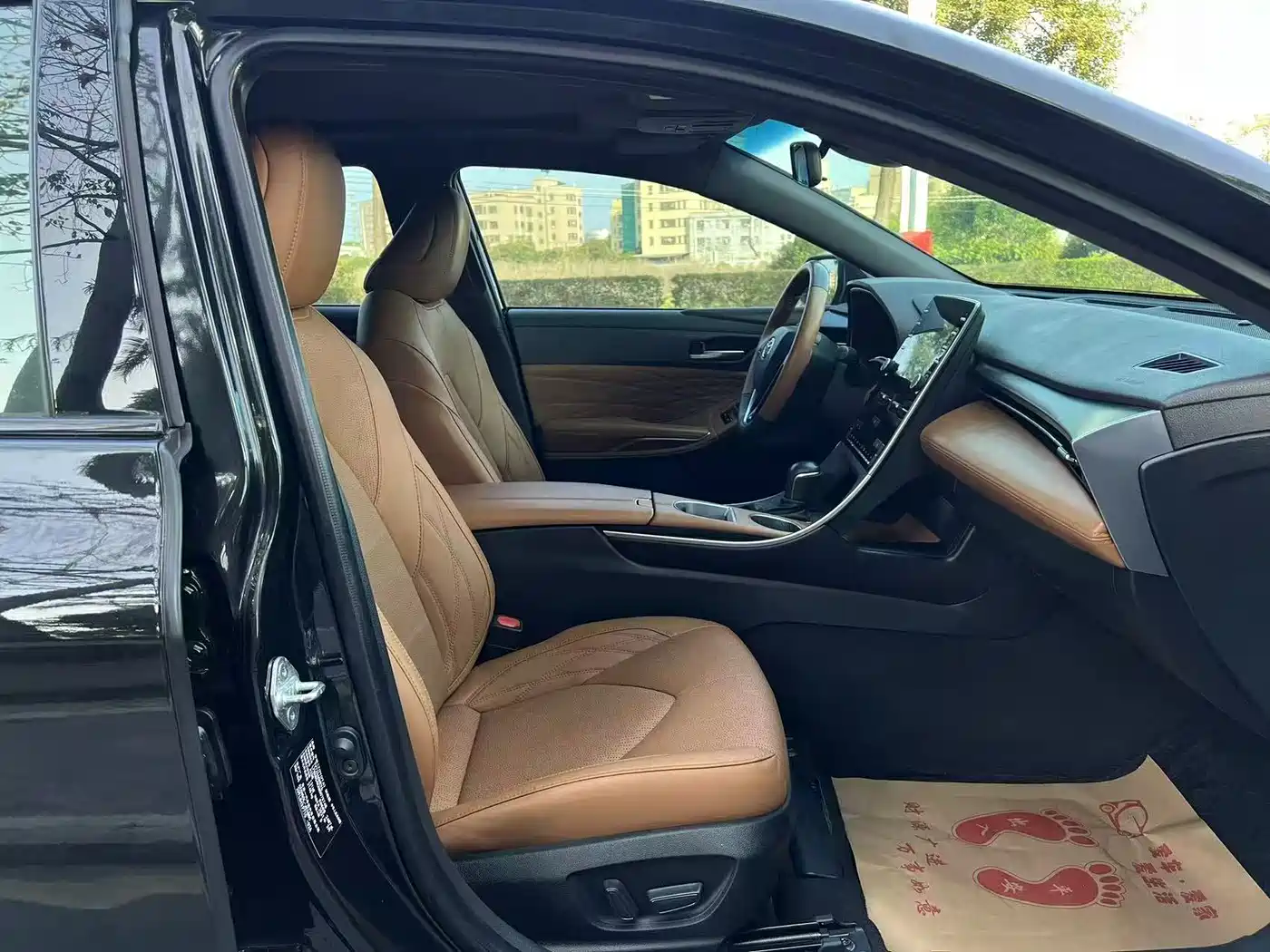 Toyota Avalon 2019 Hybrid 2.5L XLE Premium Edition China VI фото 9