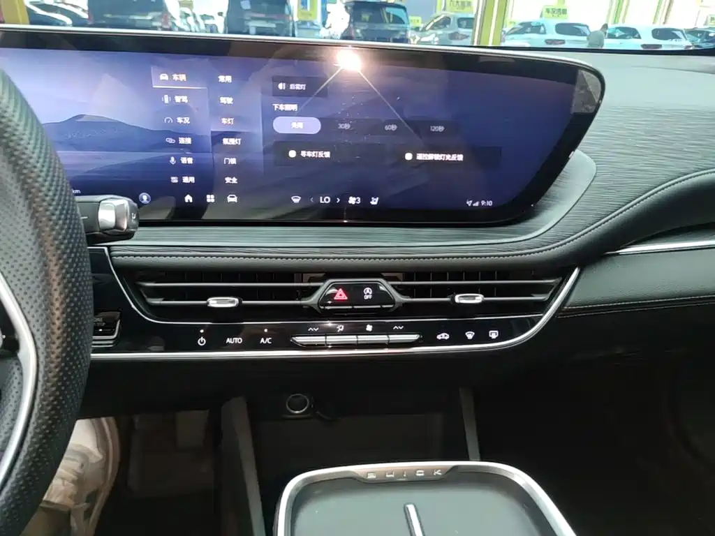 Buick LaCrosse 2025 2025 Model 28T Platinum Edition