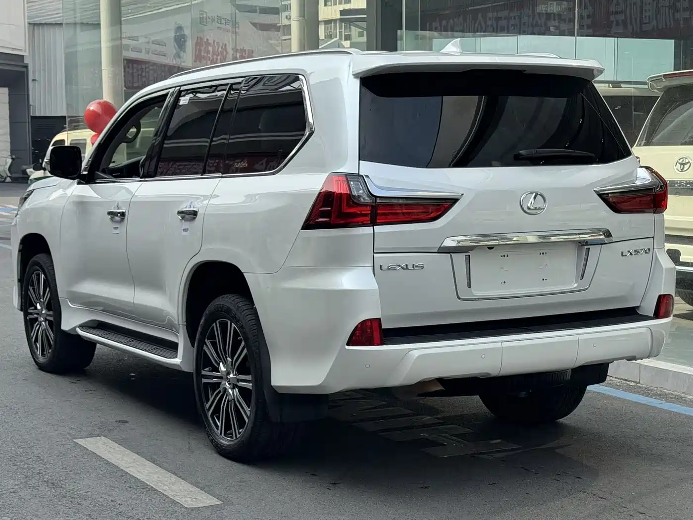 Lexus LX 2020 2019 570 Prestige Luxury Edition