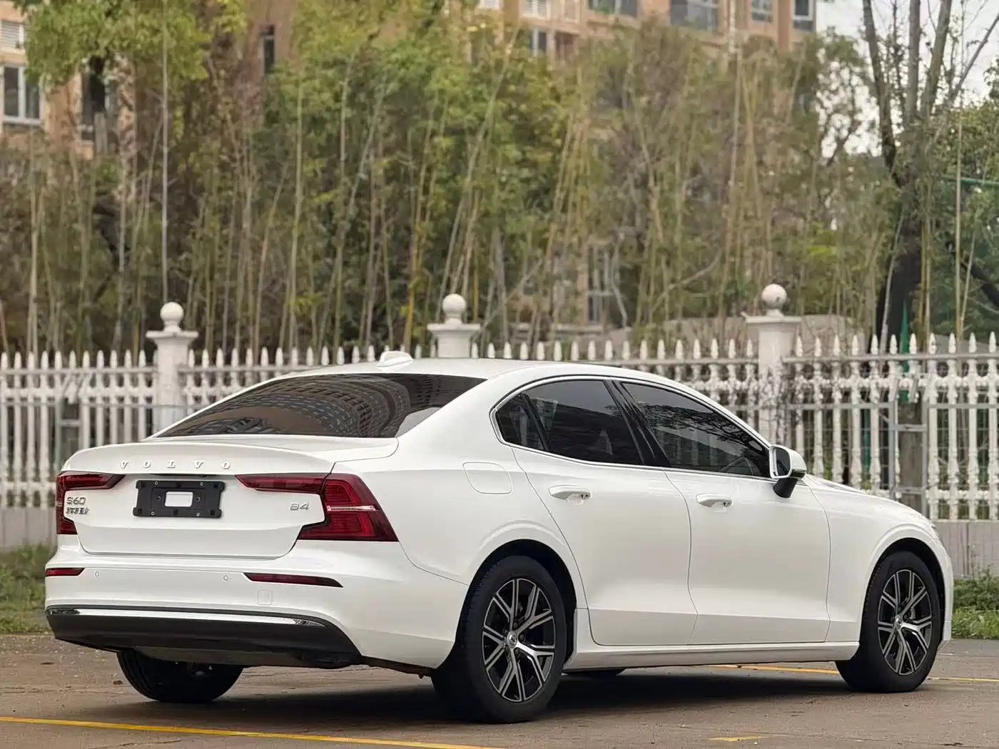 Volvo S60 2024 2024 B4 Elegance Luxury Edition