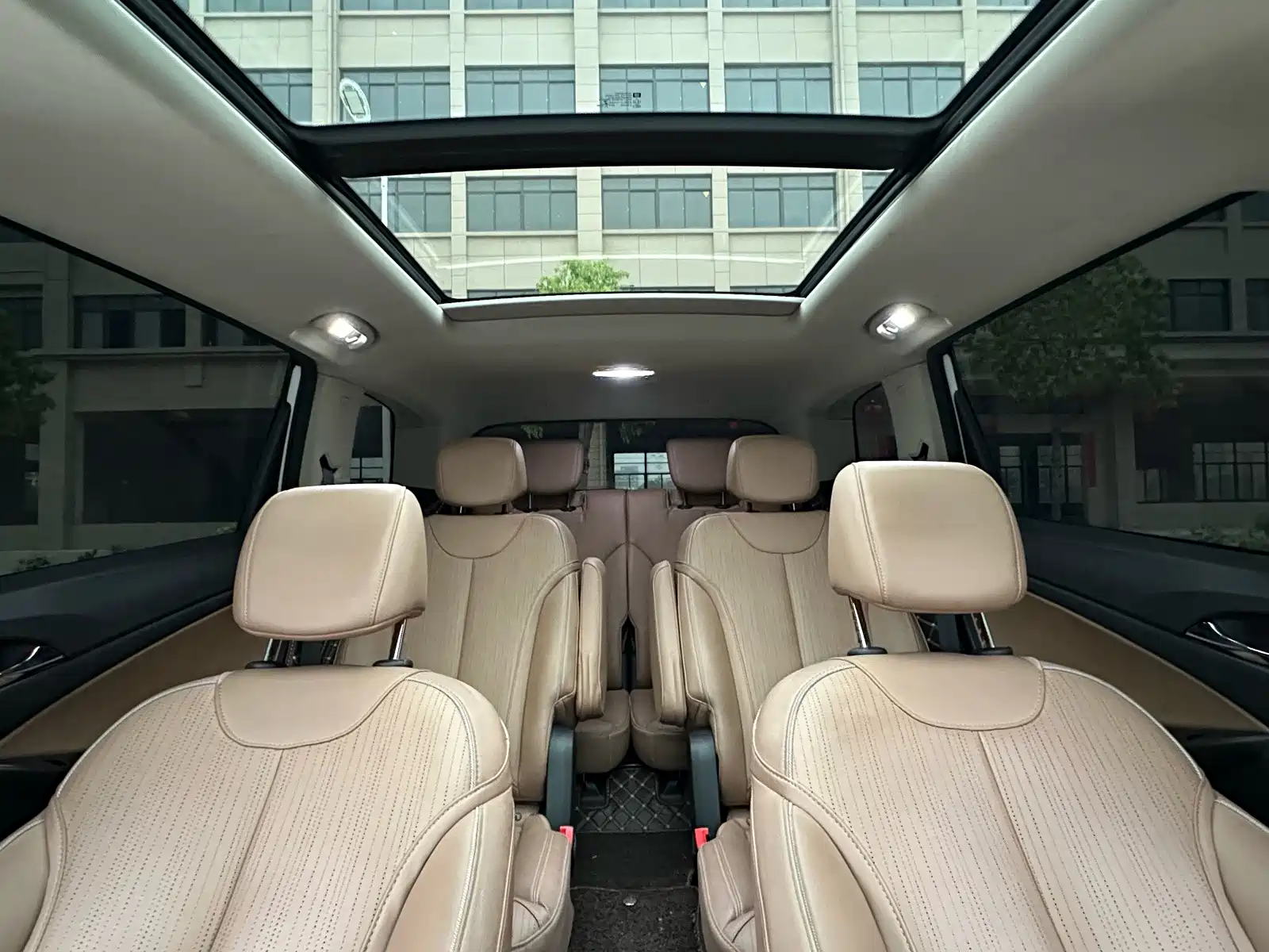 Фото 5 - Buick GL6
