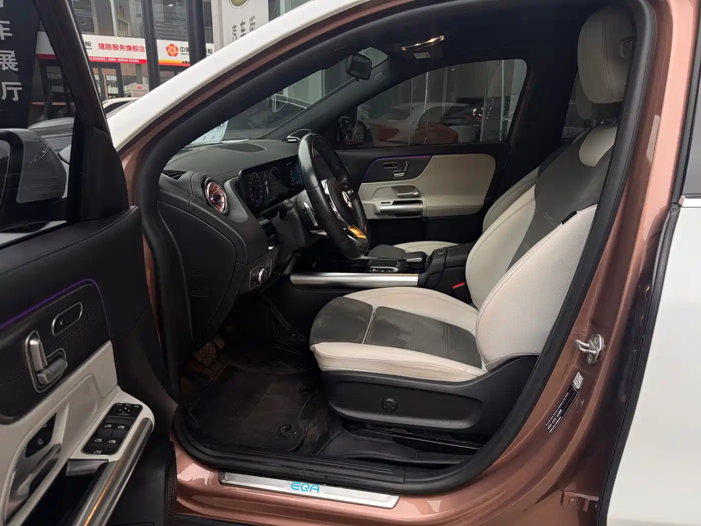 Mercedes-Benz EQA 2022 2022 EQA 300 4MATIC Launch Special Edition