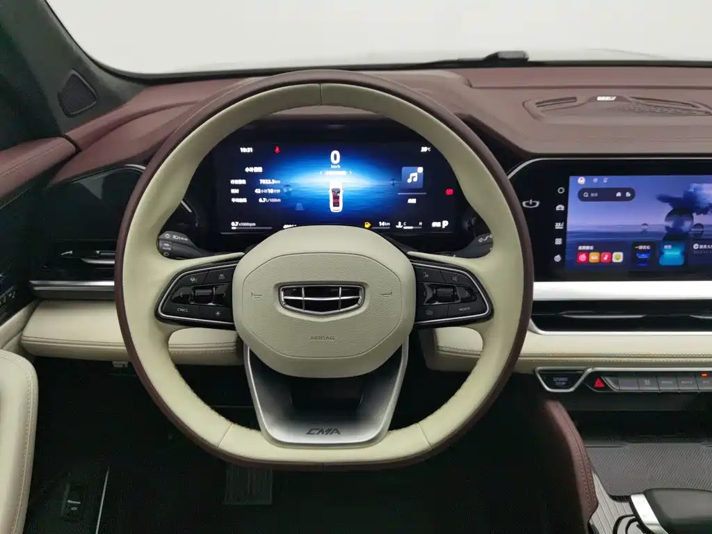 Geely Monjaro 2025 2024 Model 2.0TD High-Power Automatic 2WD Cloudrise Edition