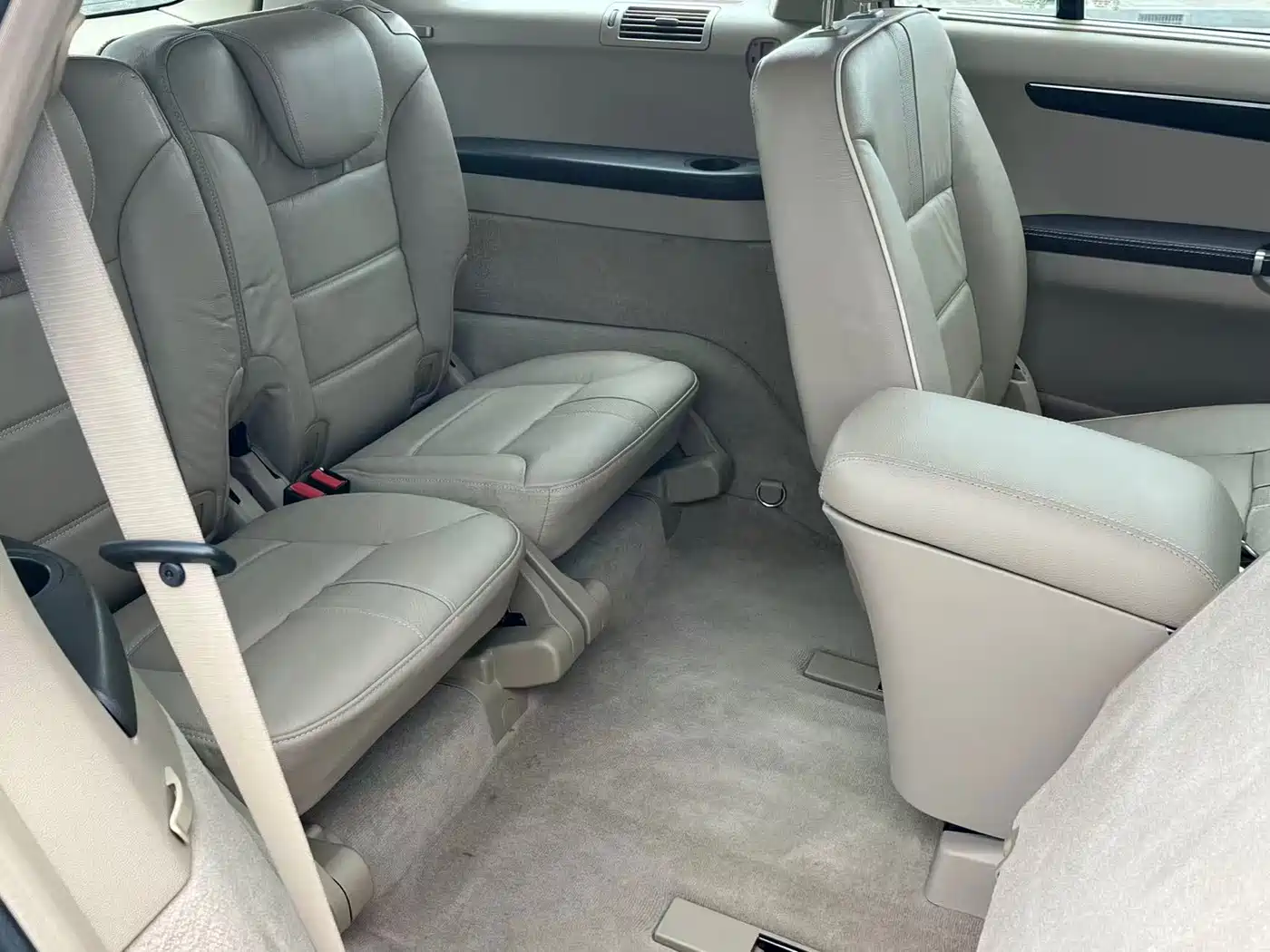 Mercedes-Benz R-Class 2015 R 320 4MATIC Luxury фото 17