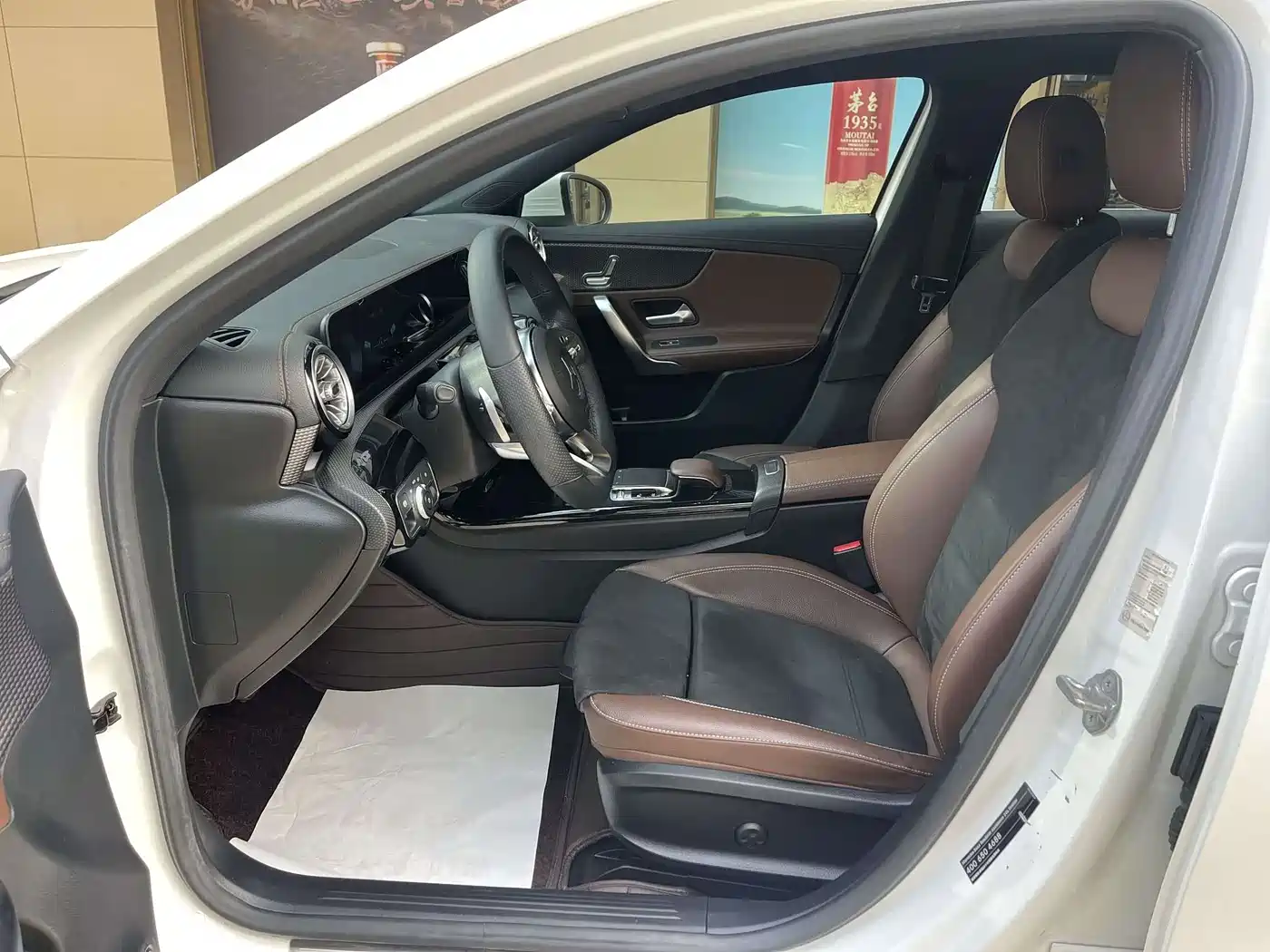 Mercedes-Benz A-Class 2020 A 200 L Sport Sedan фото 6