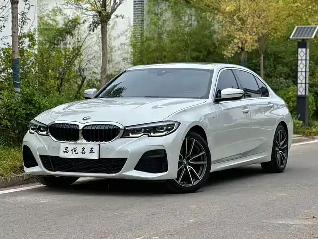 BMW 3 325i, M Спорт-пакет