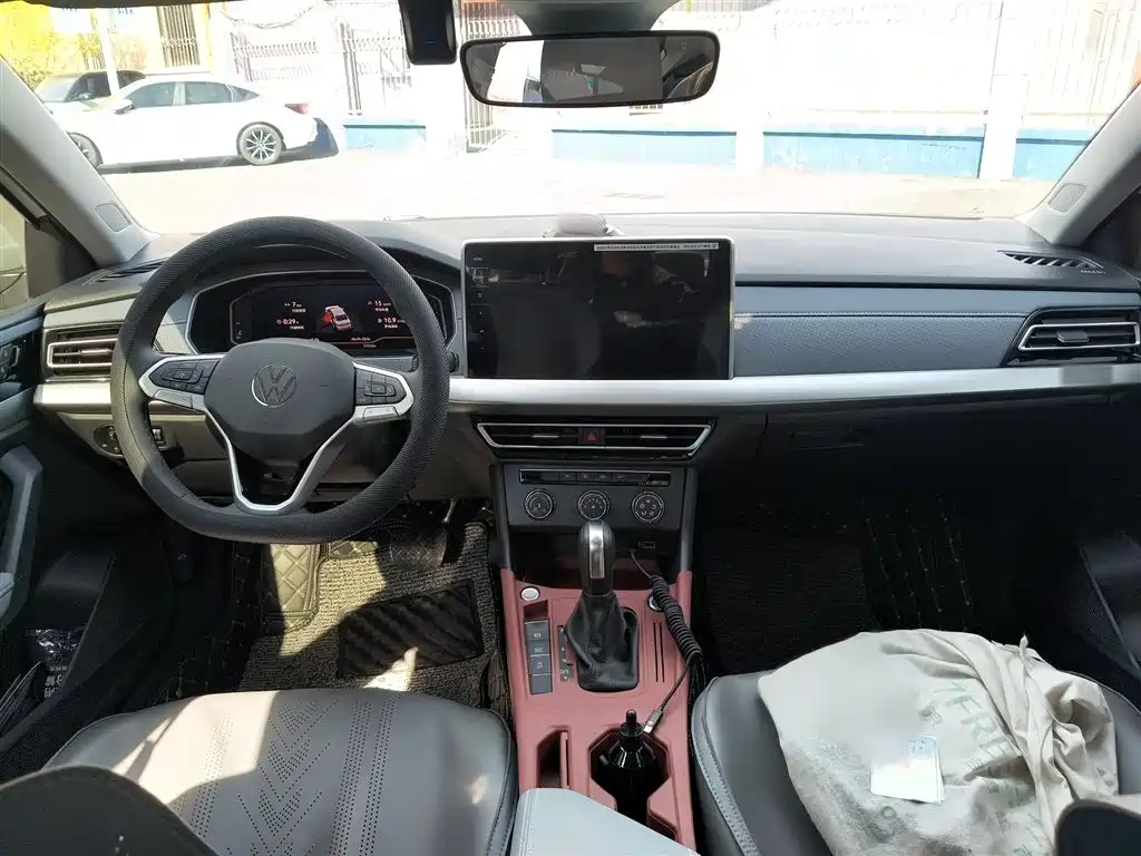 Volkswagen Lavida 2024 Model 1.5L Automatic 5 Million Edition фото 13