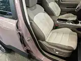 Фото 25 - Geely ICON