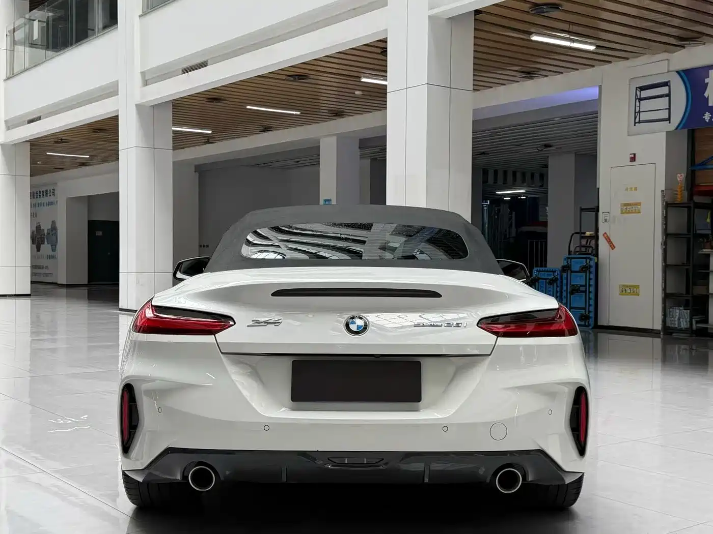 BMW Z4 2023 2022 sDrive 25i M Sport Package