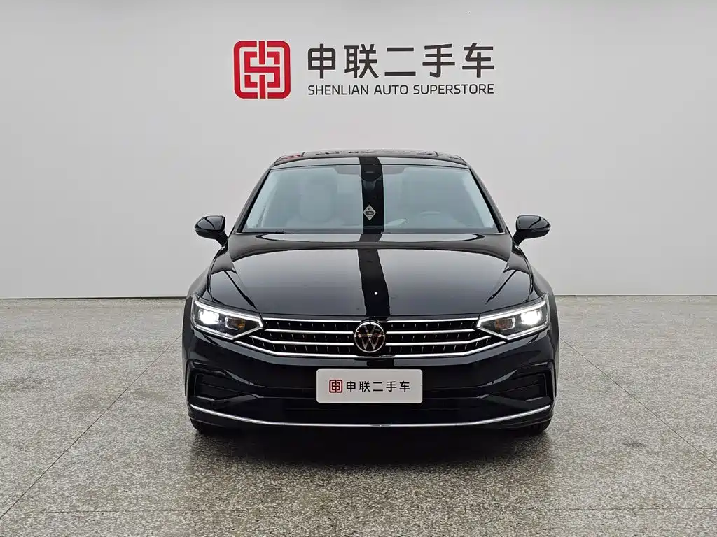 Фото 5 - Volkswagen Magotan