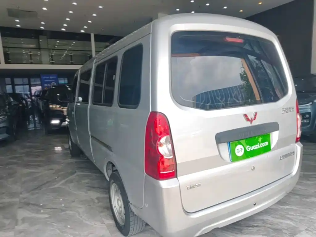 Wuling Motors Wuling Rongguang 2022 2021 1.5L Extended Standard Power Assisted L3C