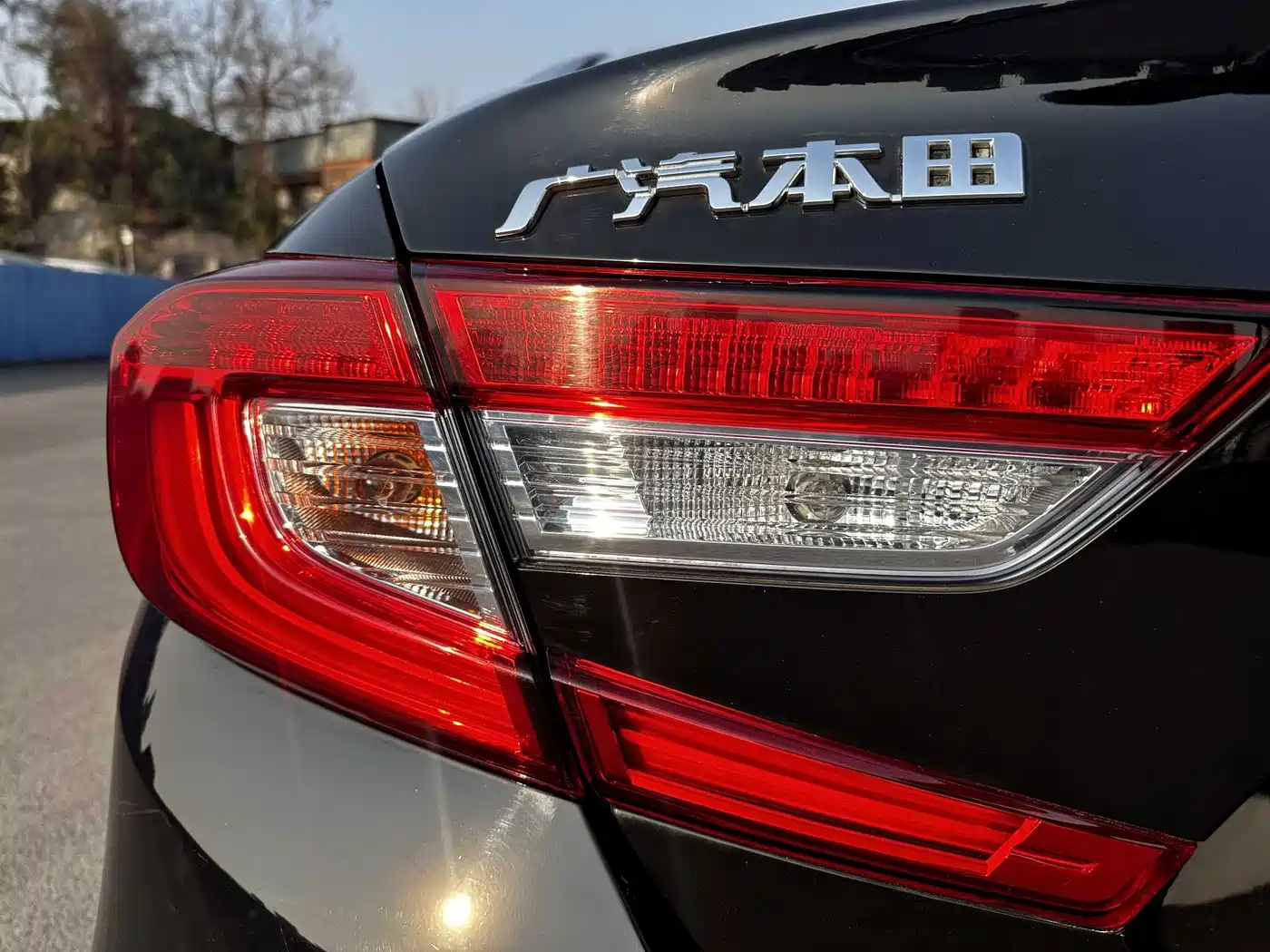 Фото 11 - Honda Accord