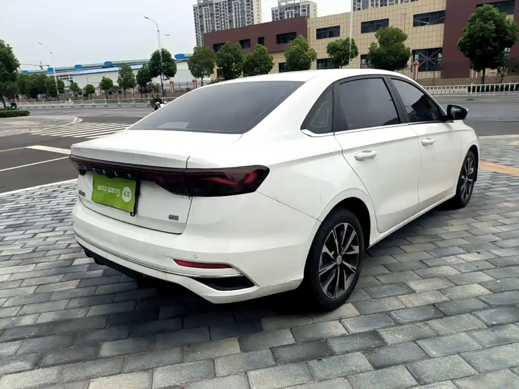 Geely Emgrand 2025 2025 4th Gen 1.5L CVT Premium