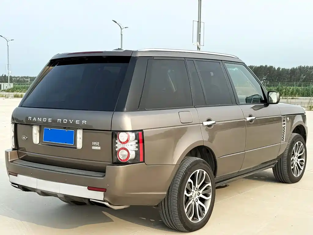 صورة 8 - Land Rover Range Rover