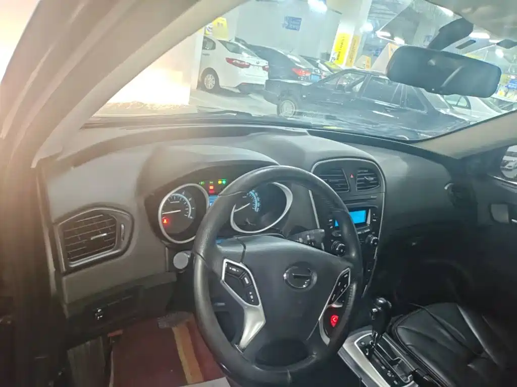GAC Trumpchi Trumpchi GS5 2014 2014 1.8T Automatic 2WD Premium Edition