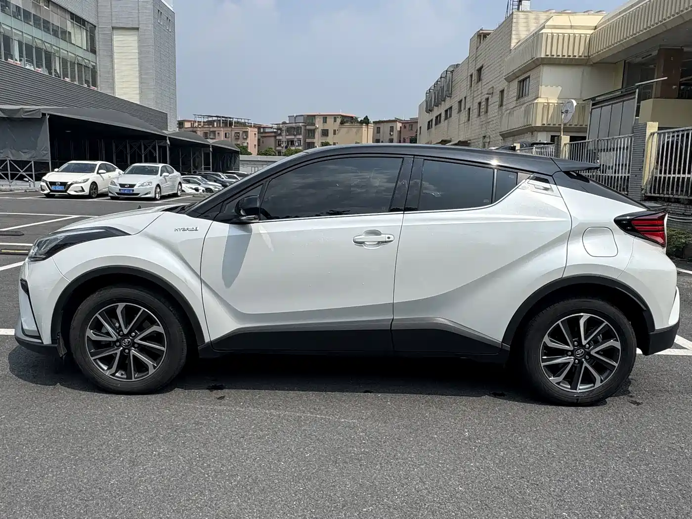 Toyota IZOA 2022 2021 Hybrid 2.0L Yichi Edition