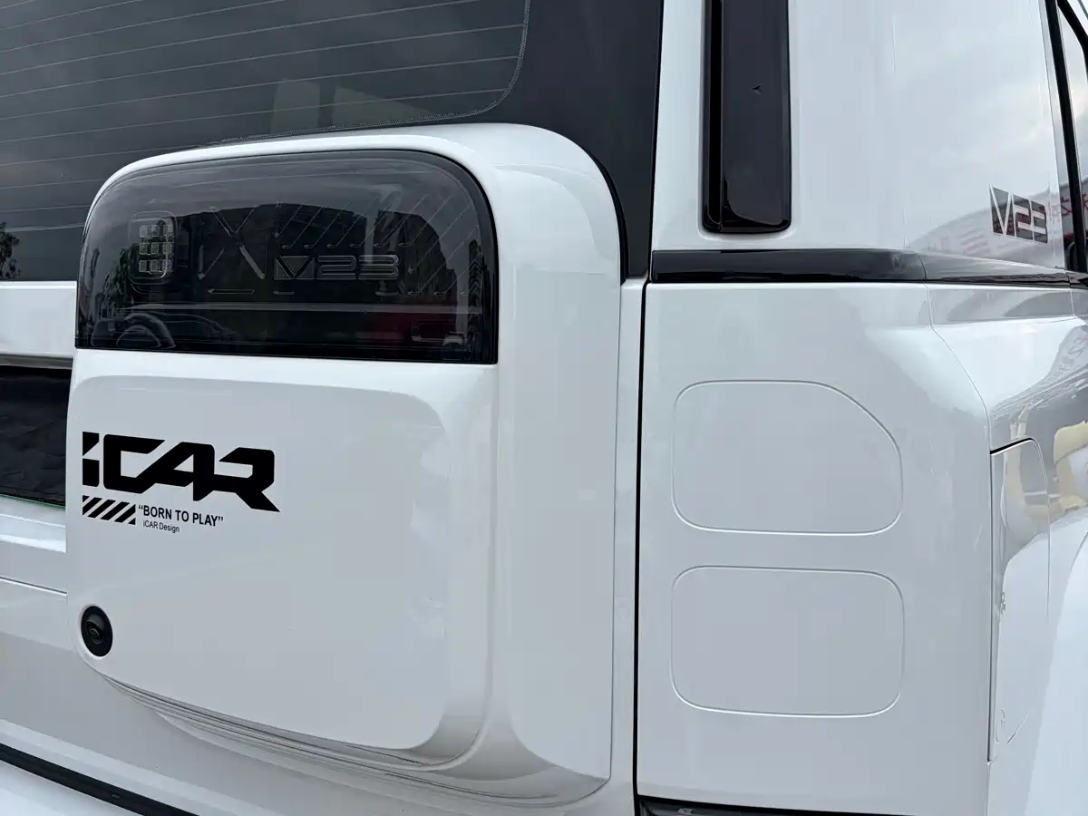 Photo 16 - iCAR V23