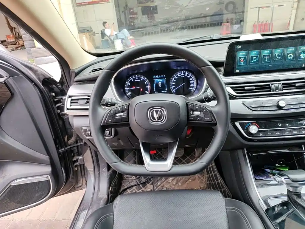 Changan Ruicheng CC 2021 2021 Blue Whale Edition 1.5T DCT Luxury