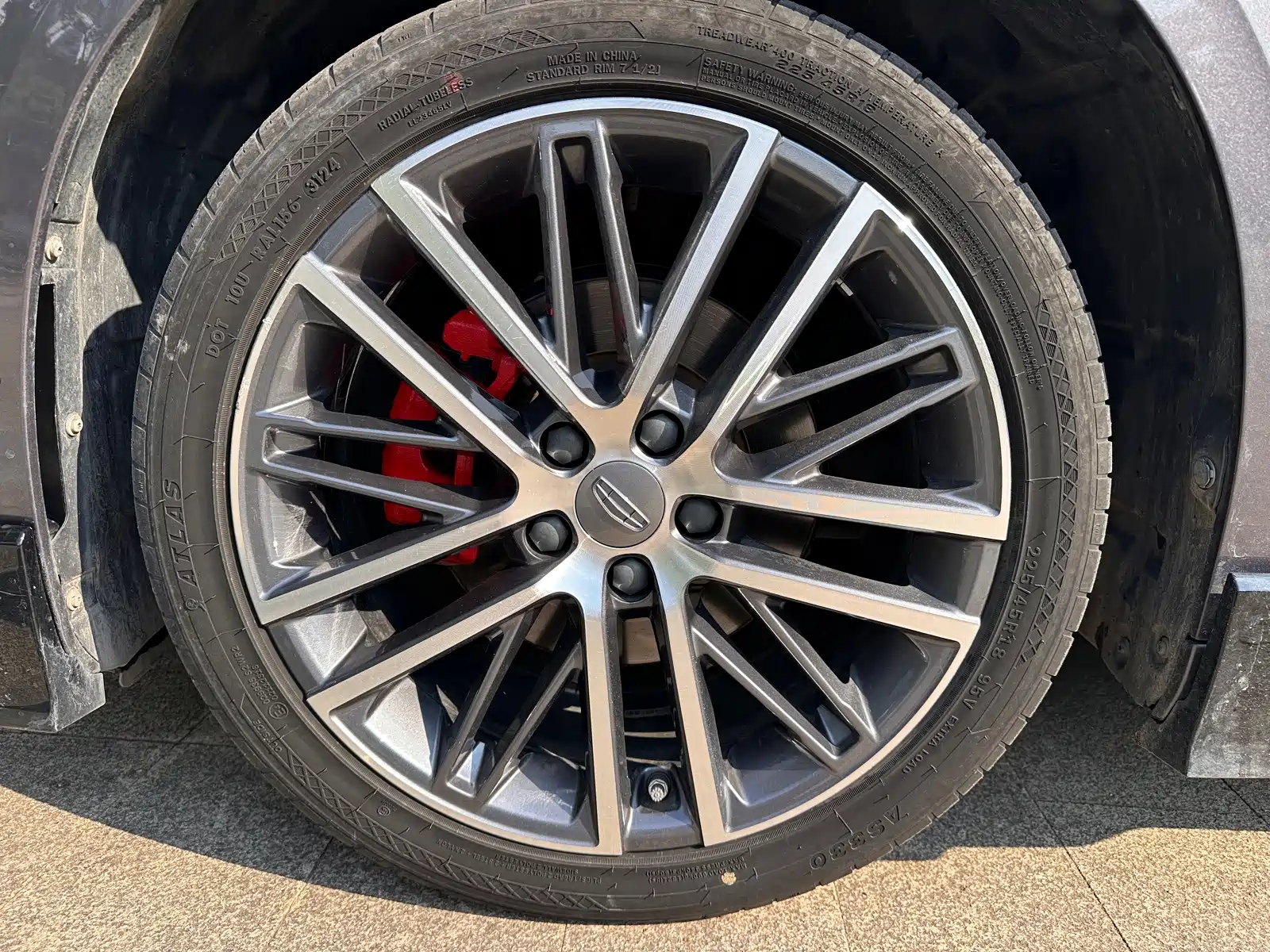 Фото 21 - Geely Preface