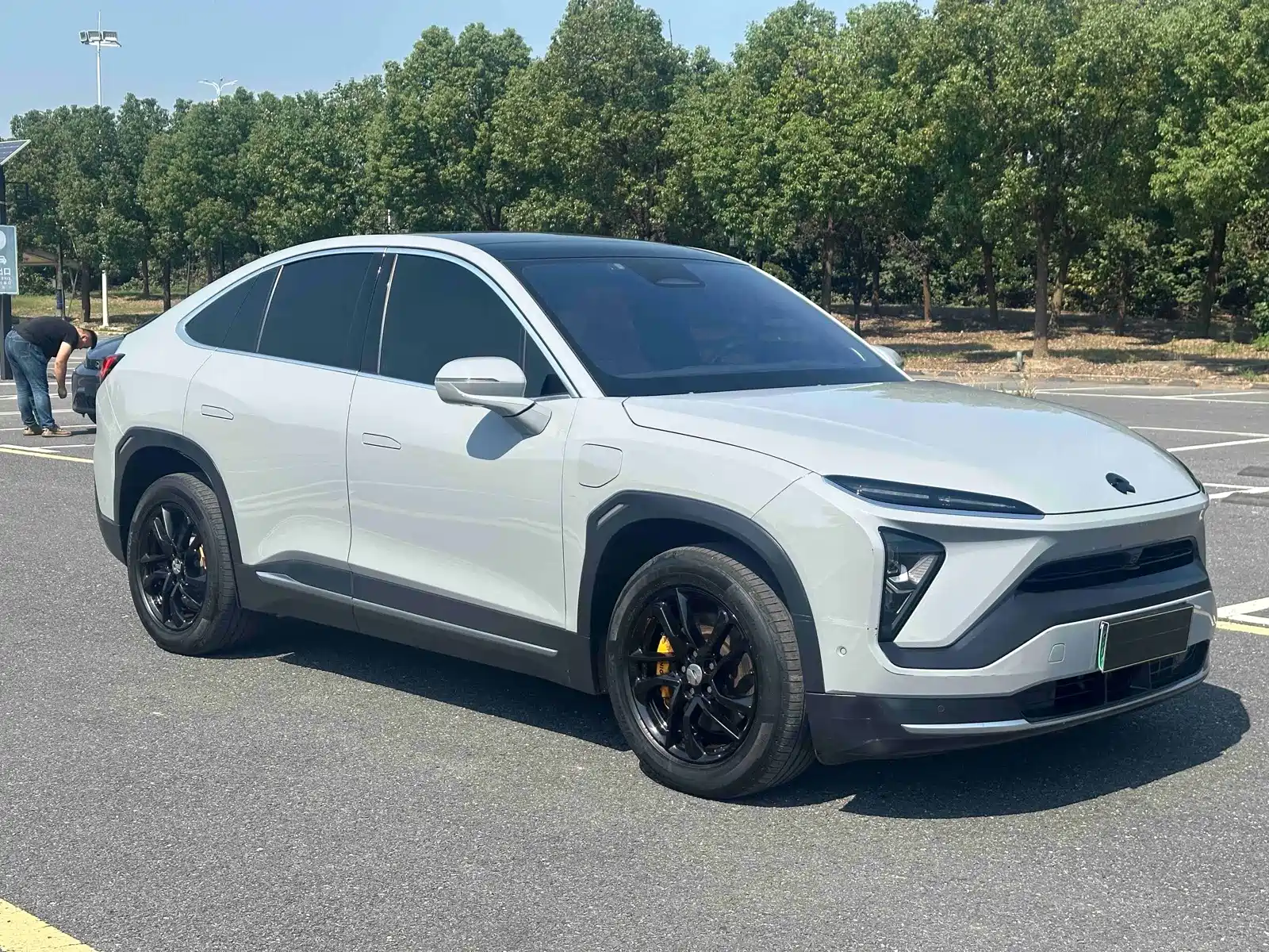 Фото 3 - NIO EC6