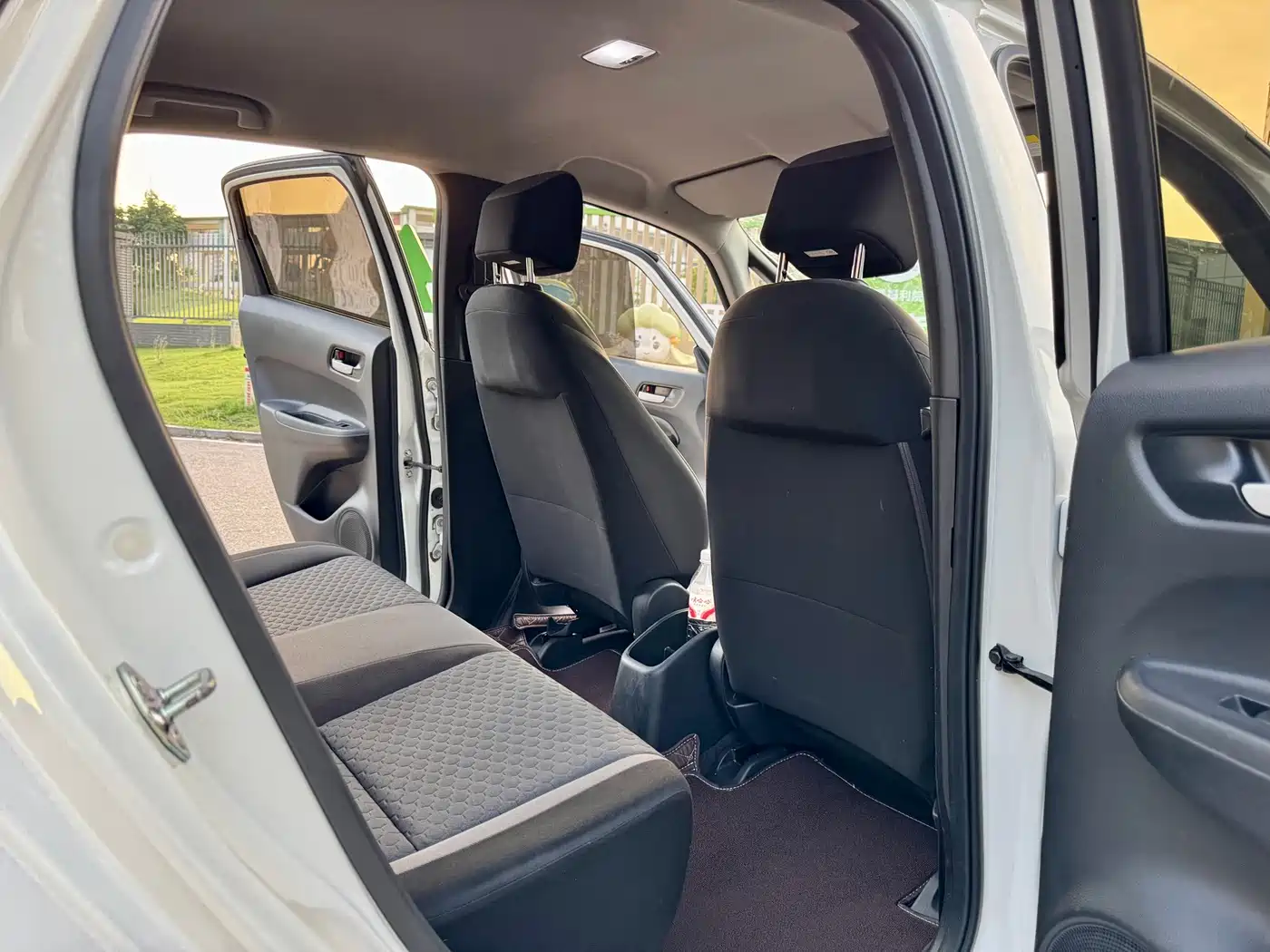 Фото 7 - Honda Fit