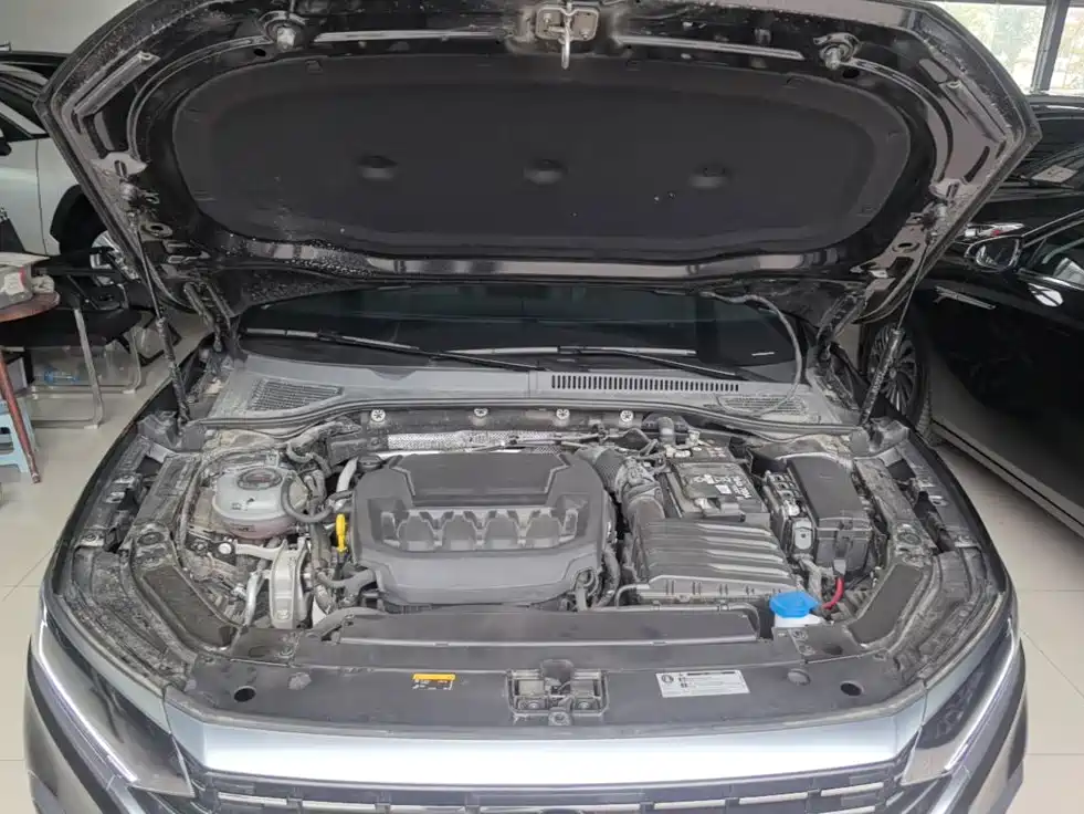 Volkswagen Passat 2026 2026 Outstanding Edition 330TSI Elite Version