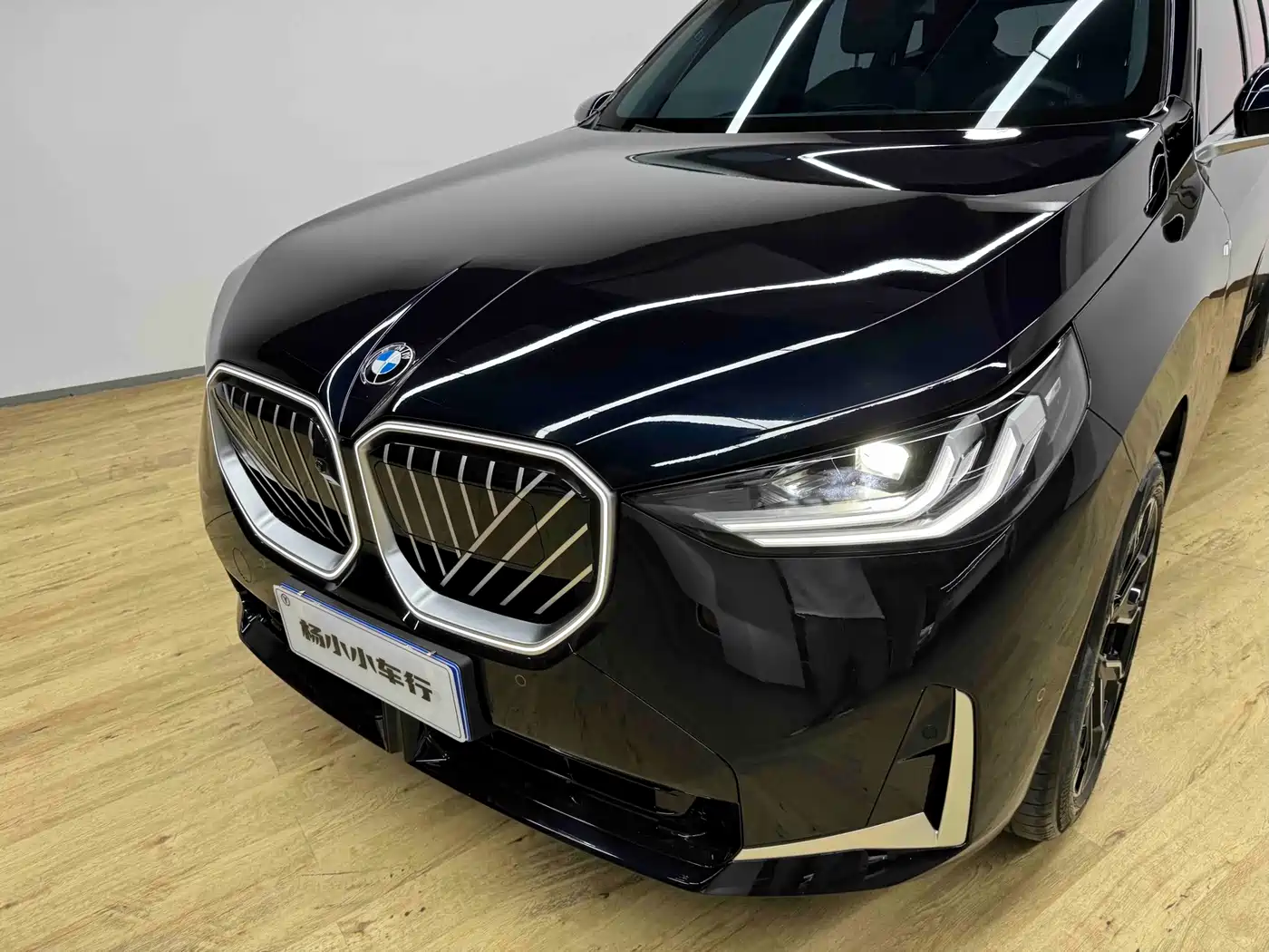 BMW X3 2026 2026 xDrive30L Leading Trim M Sport Shadowline Package